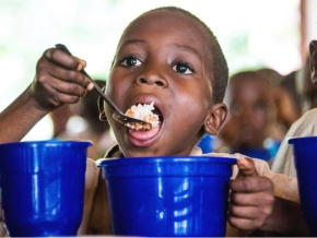Cantines scolaires : 76 millions de repas et 22 milliards FCFA depuis 2008