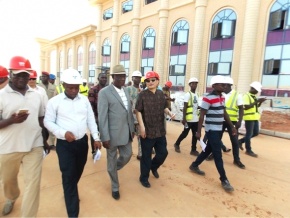 Togo : la construction du nouveau siège de l’Assemblée Nationale exécutée à 89%
