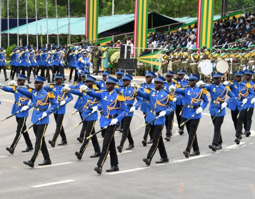 L&rsquo; &Eacute;cole de formation des officiers des Forces arm&eacute;es Togolaises recrute