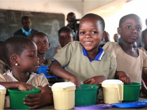 Togo : le Programme des Cantines scolaires à l’honneur le 1er mars, Journée Africaine de l’Alimentation Scolaire