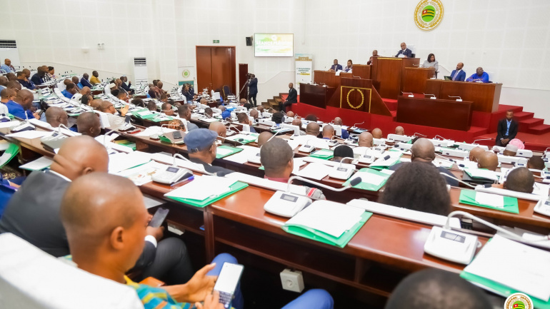 assemblee-nationale-et-senat-fin-des-travaux-parlementaires-debut-de-l-intersession