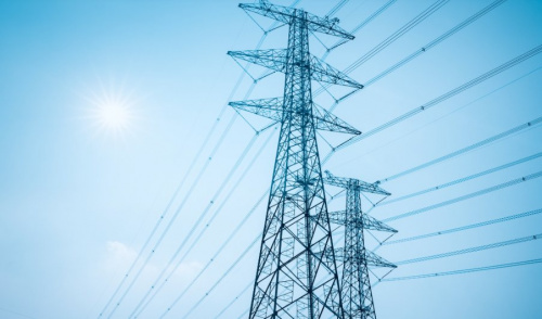 Extension du r&eacute;seau &eacute;lectrique de Lom&eacute;: les travaux avancent