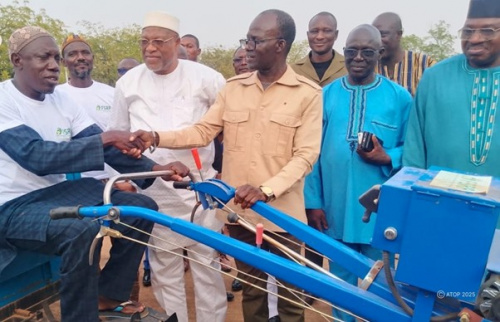 M&eacute;canisation agricole : de nouveaux &eacute;quipements pour les producteurs des Savanes