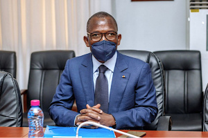 L’administration publique recrute 2725 fonctionnaires