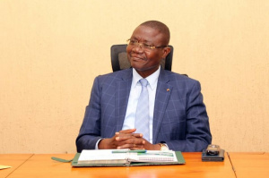 Communes : les recrutements de personnel suspendus jusqu'&agrave; nouvel ordre