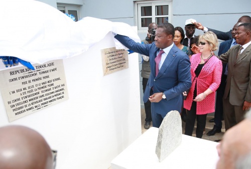 Le Chef de l’Etat inaugure le centre d&#039;enfouissement technique de Zanguéra