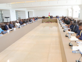 Le gouvernement adopte le projet de loi de finances 2026, en hausse de 14,4 %