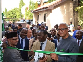 Un Centre régional de contrôle et de gestion des épidémies, inauguré ce jour à Abuja par le Ministre togolais de la Santé