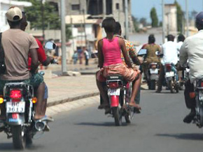 Le gouvernement accompagnera les conducteurs de taxi-motos et tricycles pendant l’état d’urgence