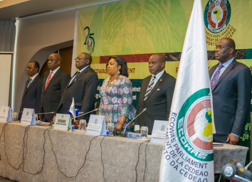 Transport aérien : à Lomé, le Parlement de la Cedeao planche sur la cherté des billets d’avion