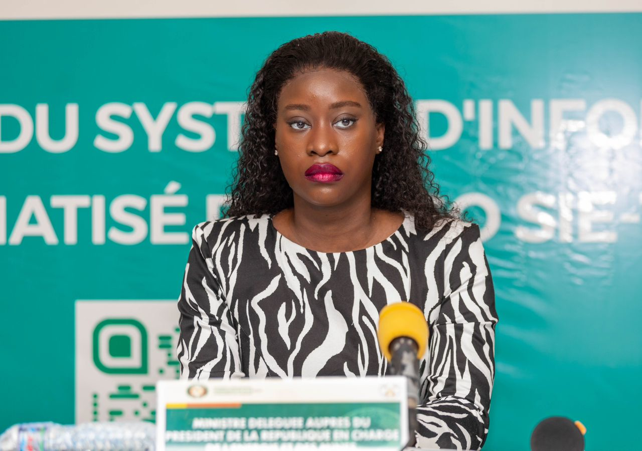 mila-aziable-nouvelle-directrice-nationale-du-controle-de-la-commande-publique