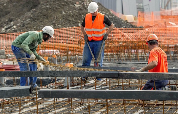 Permis de construire à moindre coût pour des bâtiments à l&#039;abri de tout danger