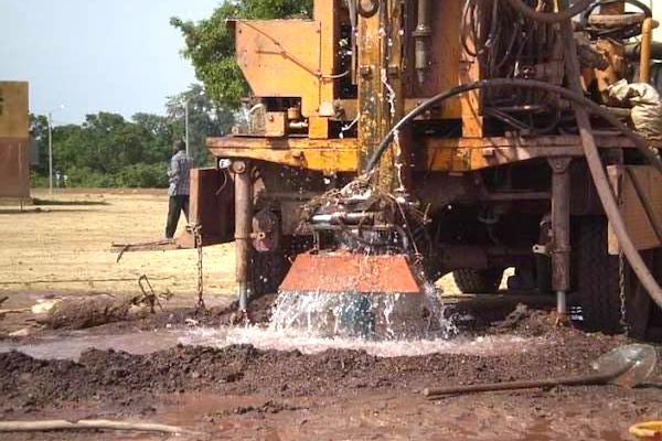 Les foreurs appelés à se conformer au Code de l’Eau, d’ici mai 2022