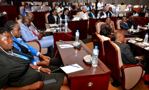 Discussions à Lomé sur l’économie, le financement et les modèles économiques liés à la 5G