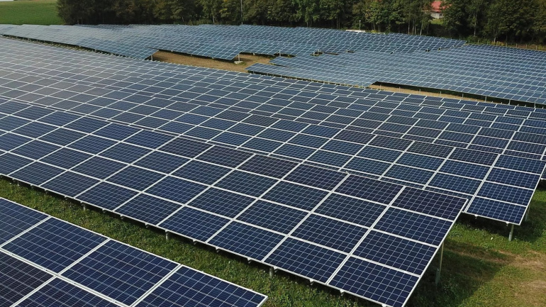 energie-solaire-le-projet-de-construction-de-la-nouvelle-centrale-de-dapaong-se-precise