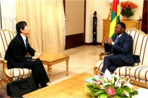 Audience à la Présidence : l’Ambassadeur du Japon fait ses adieux au Togo