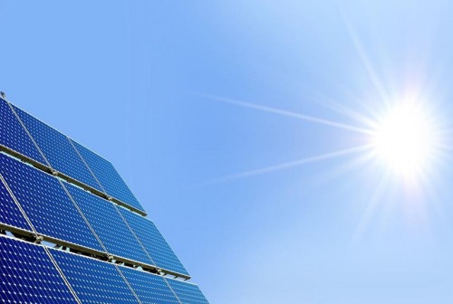 Energie : inauguration par le Chef de l’Etat d’un réseau d’électricité photovoltaïque à Bavou