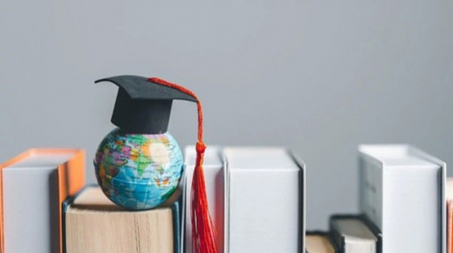 Enseignement sup&eacute;rieur : postulez pour la bourse d'&eacute;tudes aux &Eacute;mirats Arabes Unis