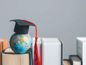 Enseignement sup&eacute;rieur : postulez pour la bourse d'&eacute;tudes aux &Eacute;mirats Arabes Unis