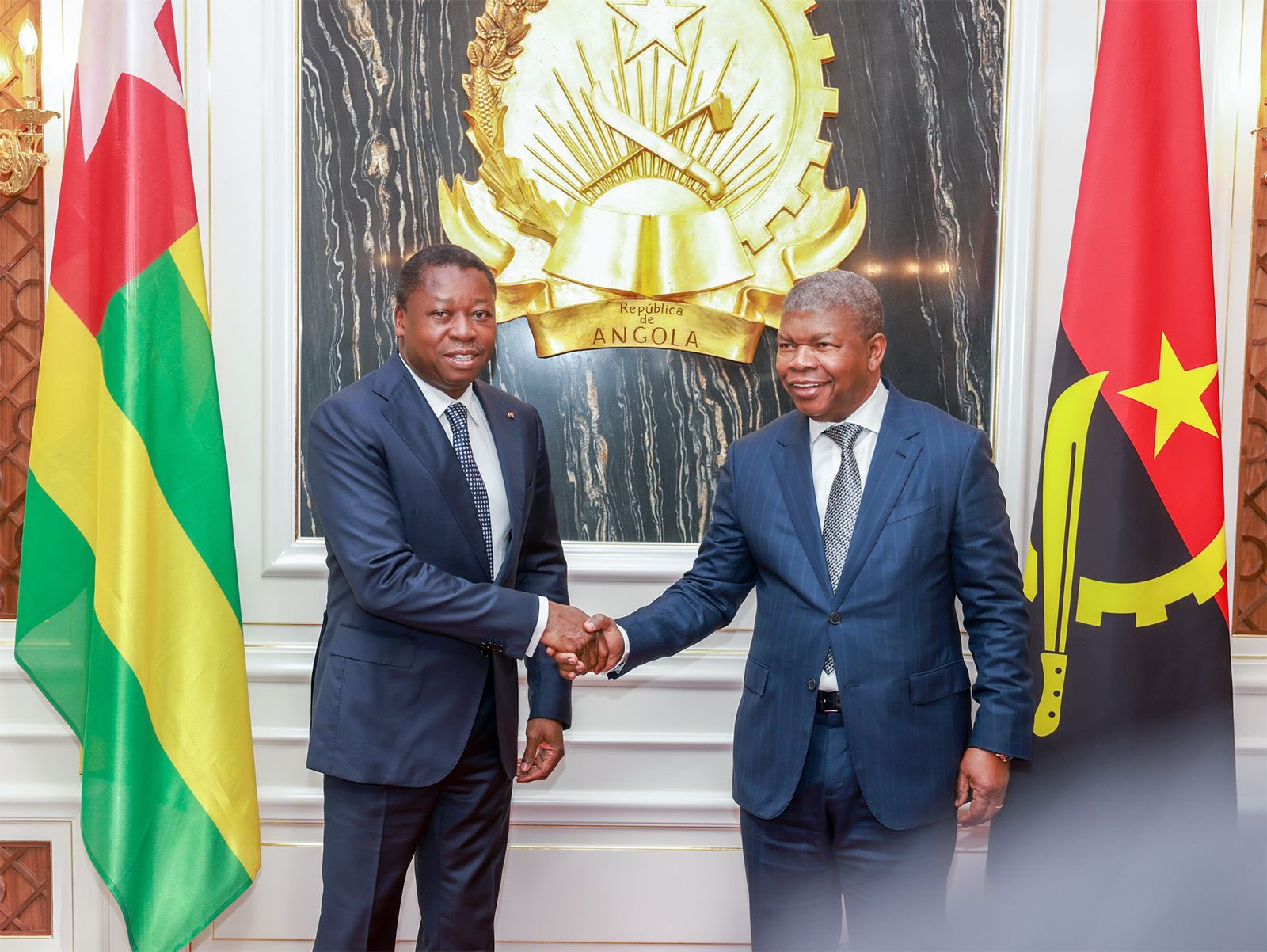 Le Pr&eacute;sident du Conseil en visite de travail en Angola