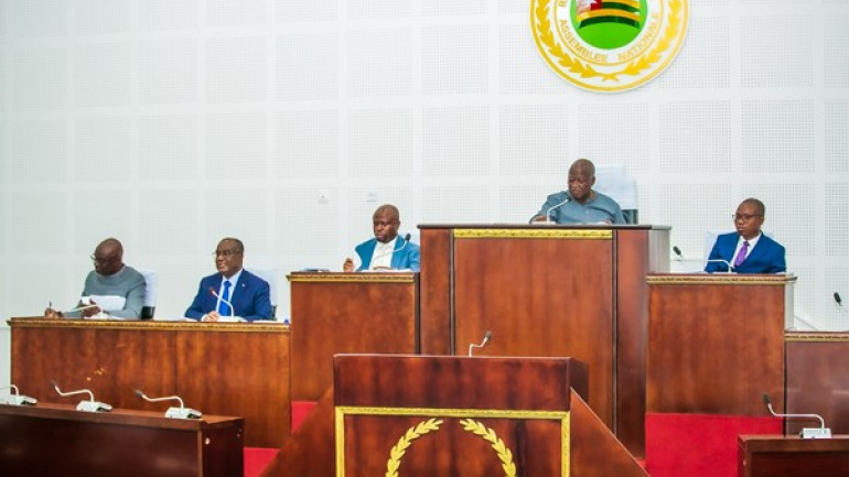 assemblee-nationale-la-nouvelle-legislature-adopte-son-reglement-interieur