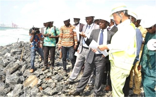 Togo : exécuté à 17 %, le nouveau port de pêche de Lomé doit être achevé pour février 2019