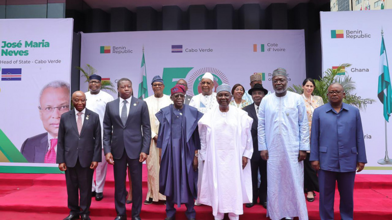 50-ans-de-la-cedeao-le-togo-represente-aux-celebrations