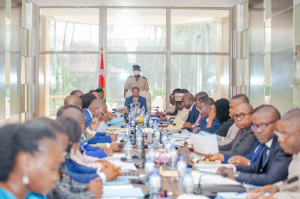 Conseil des ministres : un avant-projet de loi, trois communications et un séminaire gouvernemental