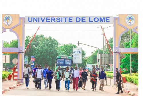 Universités publiques : le gouvernement offre des bourses aux étudiants en Master et Doctorat