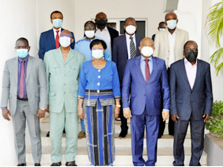 R&eacute;gulation des m&eacute;dias : perspectives de collaboration entre le Togo, le B&eacute;nin et le Burkina