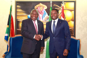 Cyril Ramaphosa félicite Faure Gnassingbé et salue « une étape positive vers l’approfondissement de la démocratie sur le continent »