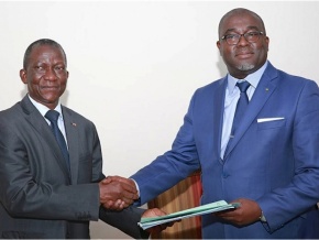 Togo : le nouveau ministre de l’eau, de l’assainissement et de l’hydraulique villageoise, officiellement investi dans sa mission