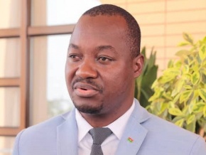 Le chef de l’Etat et le ministre burkinabé du commerce s’entretiennent des excellentes relations entre Lomé et Ouagadougou