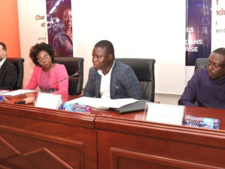 A Lomé, experts, universitaires et entrepreneurs appellent à la création d&#039;un fonds d&#039;investissement dédié à la recherche et à l&#039;innovation