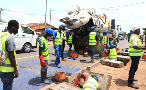 Assainissement : 150 km de caniveaux curés à Lomé